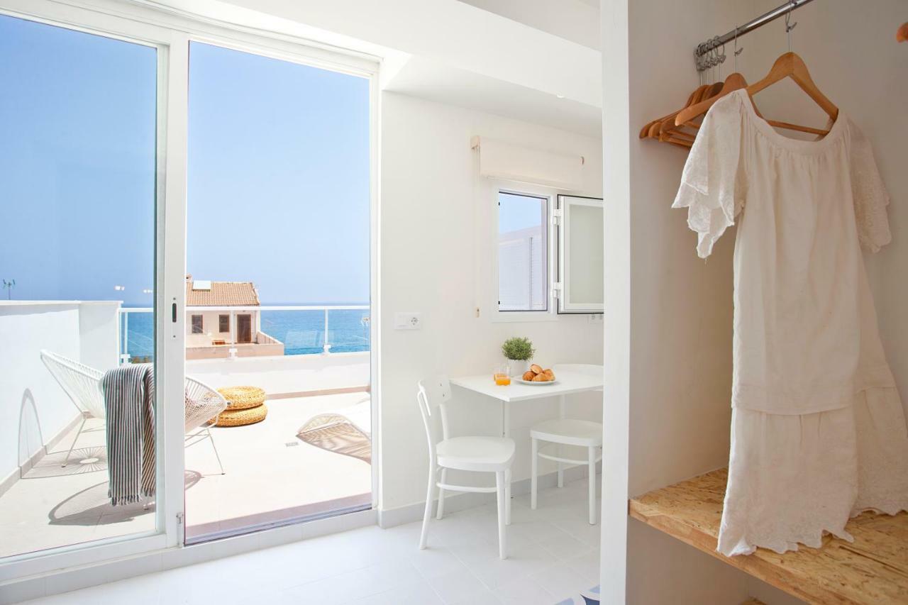 Apartahotel Cala Morlanda Estudios