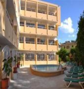 Alper Mallorca * Palmanova