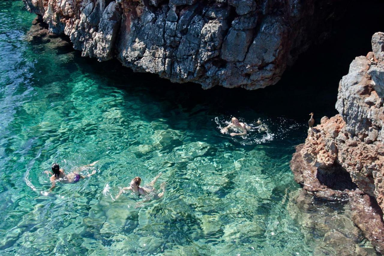 Apartahotel Cala Morlanda Estudios 3*