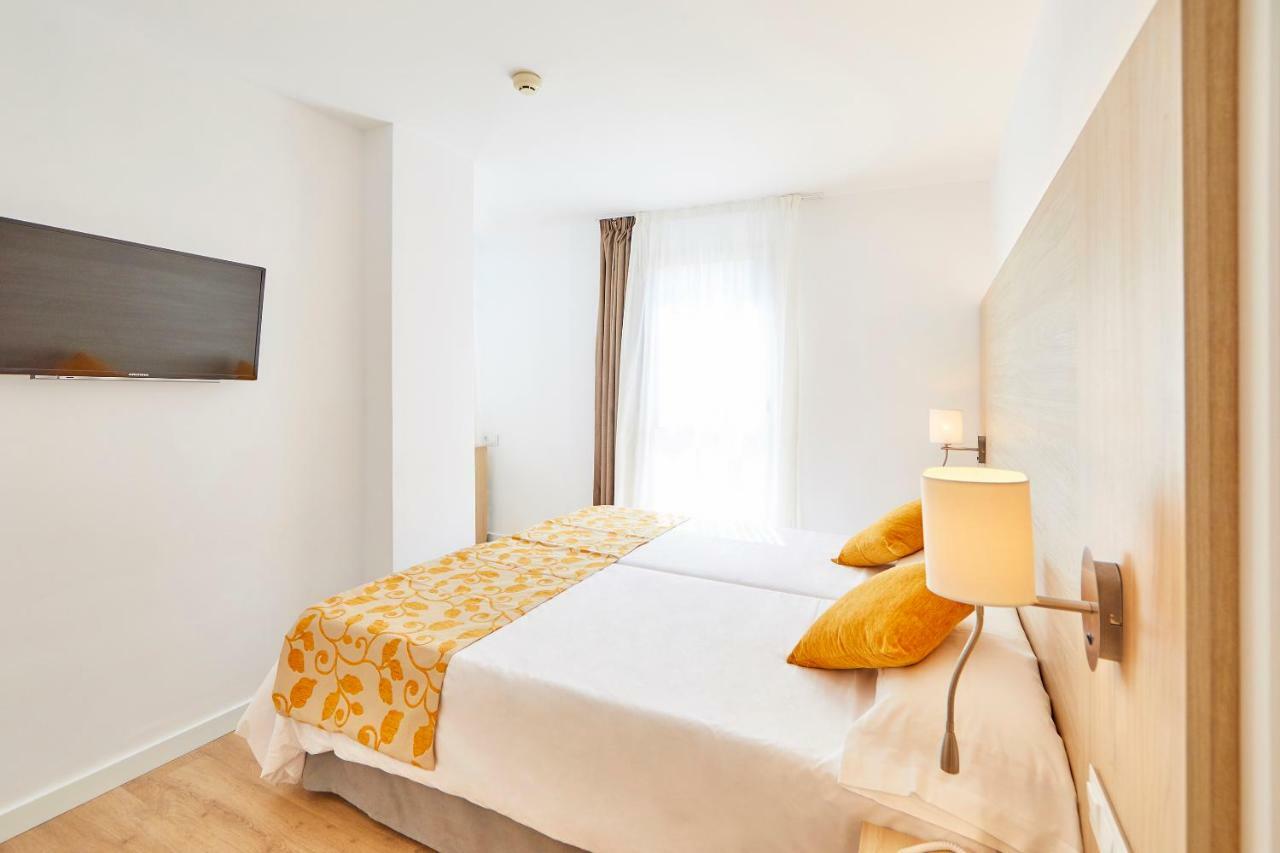 Ilusion Moreyo - Adults Only 4*