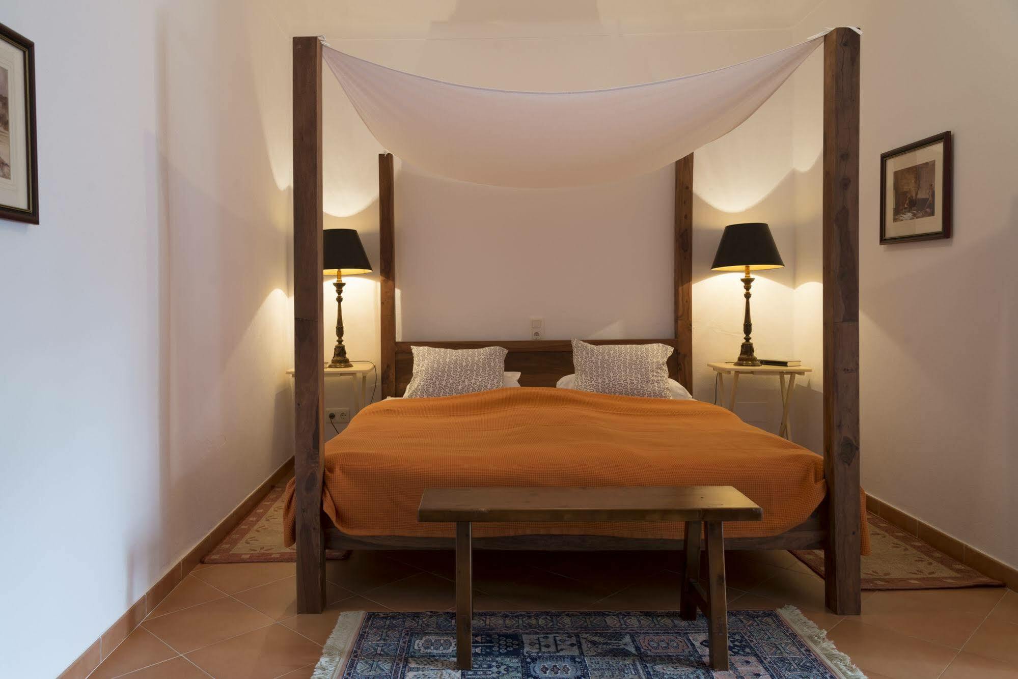 Es Llobets - Adults Only 3*