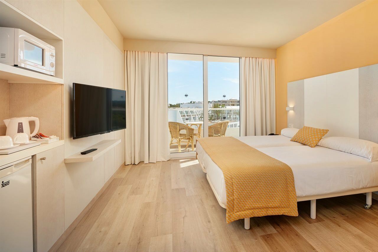 Protur Vista Badia Hotel Sa Coma (Mallorca)