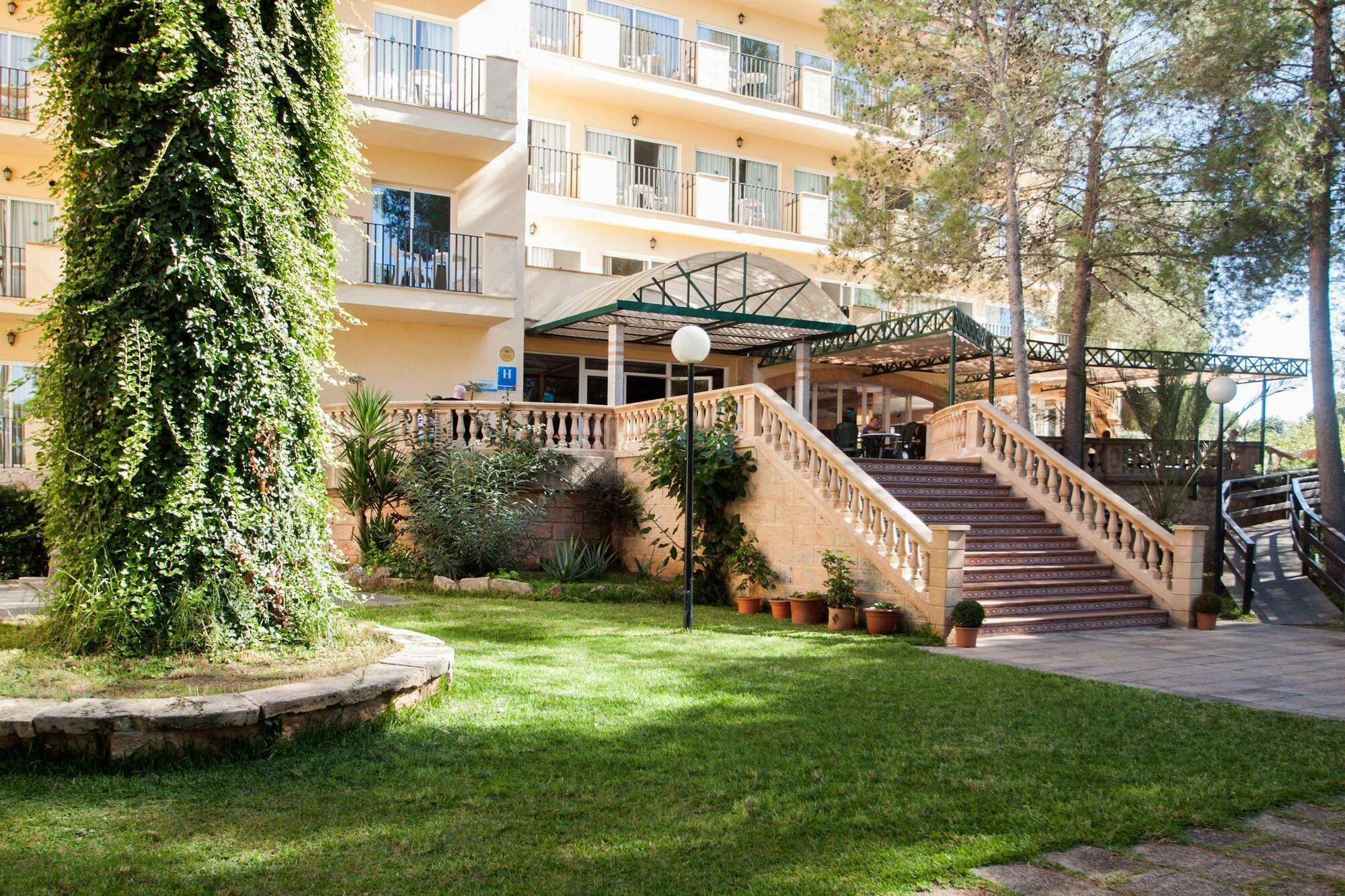 Blue Sea Costa 3*