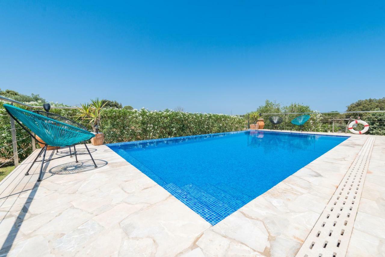 Roca Villa *