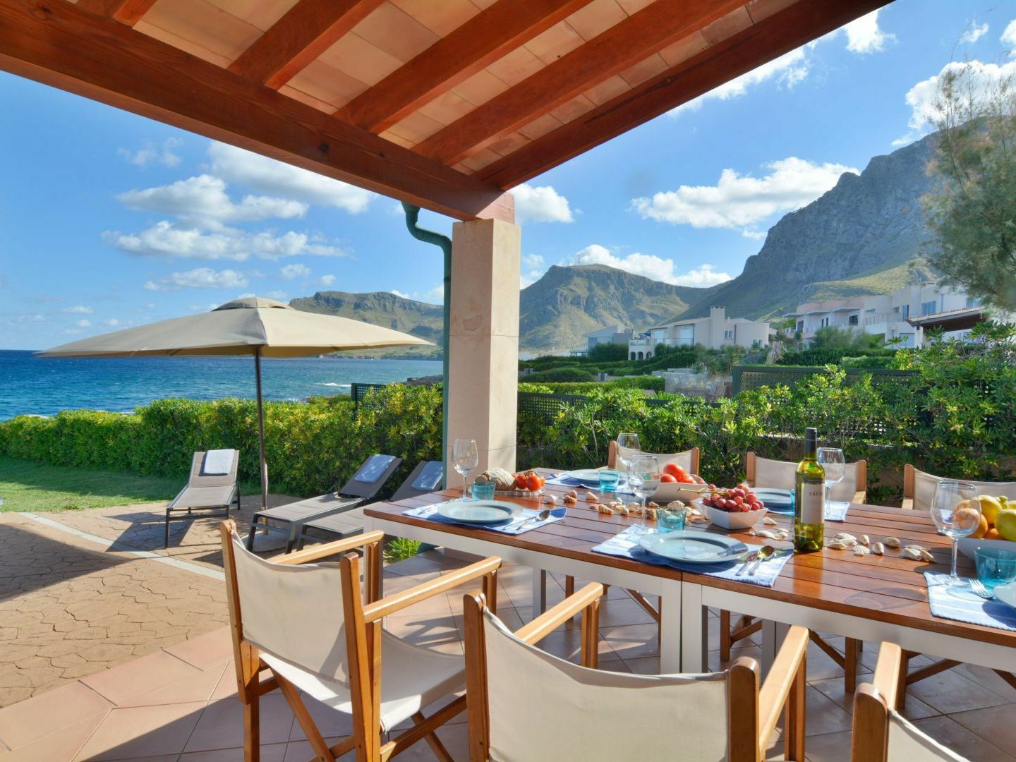 Villa Luxurious Sea Front In Mallorca