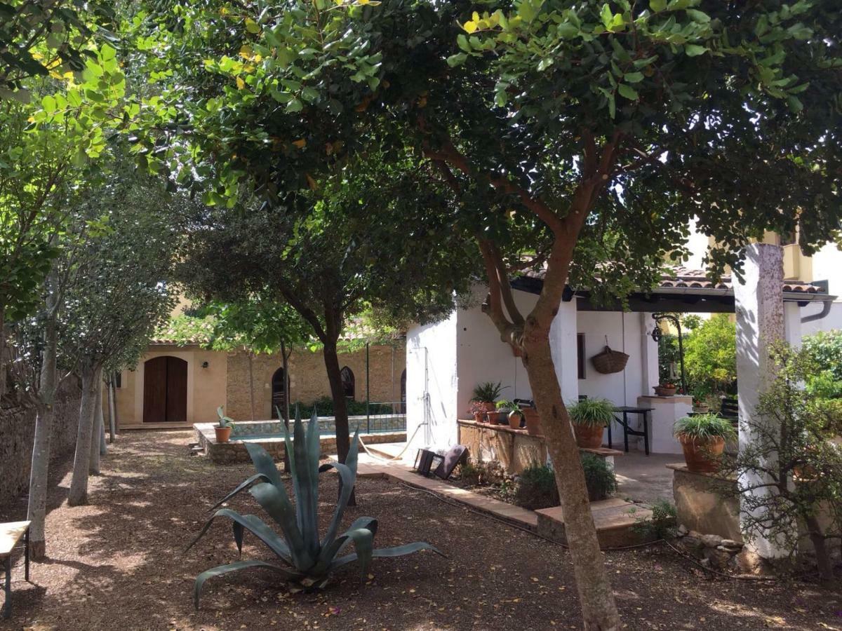 Cas Canonge Con Jardín Y Piscina Villa