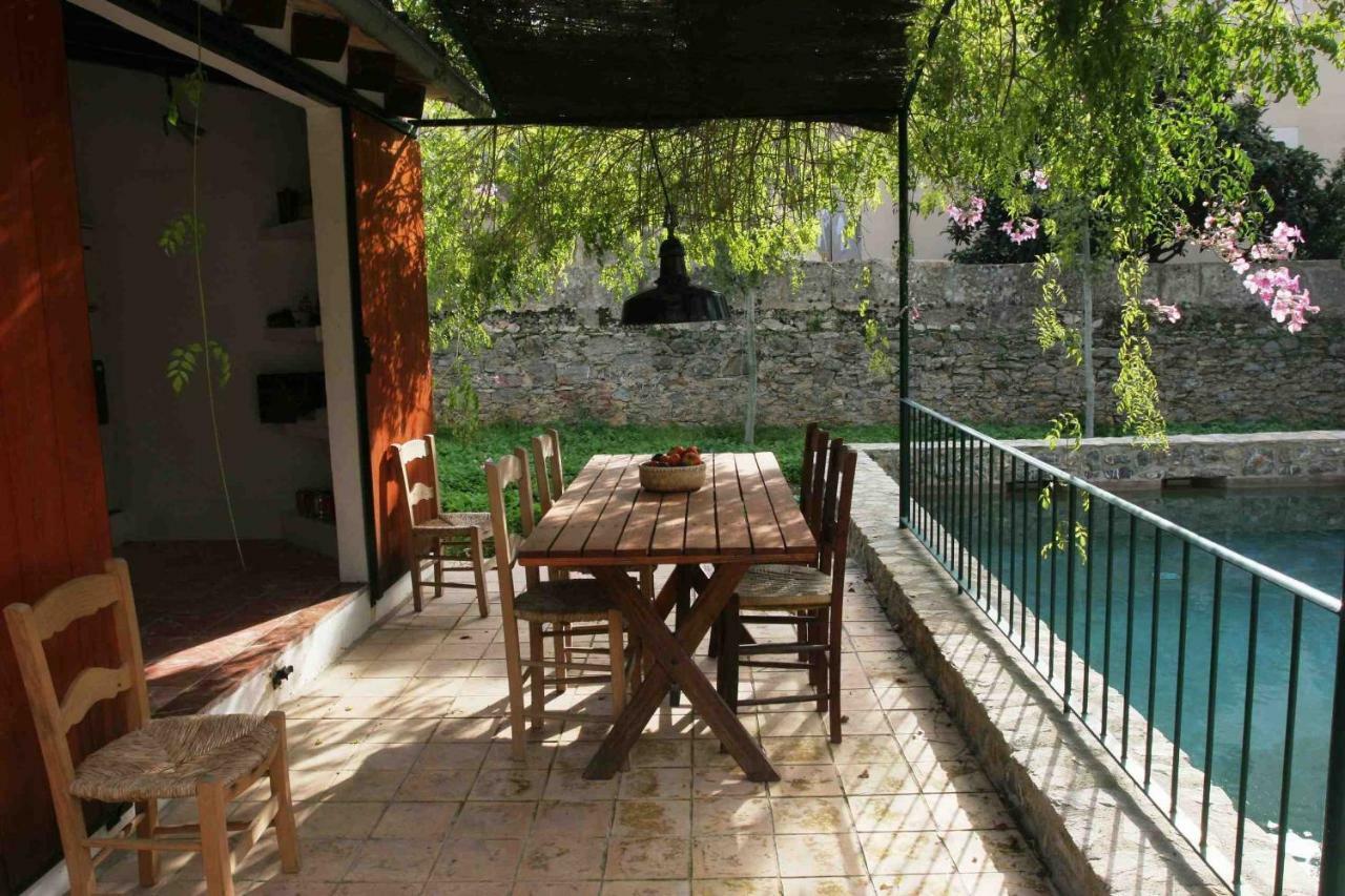 Cas Canonge Con Jardín Y Piscina Villa *