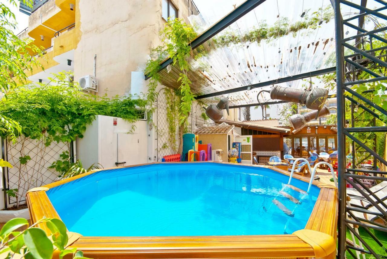 Roma 1 Apartment *