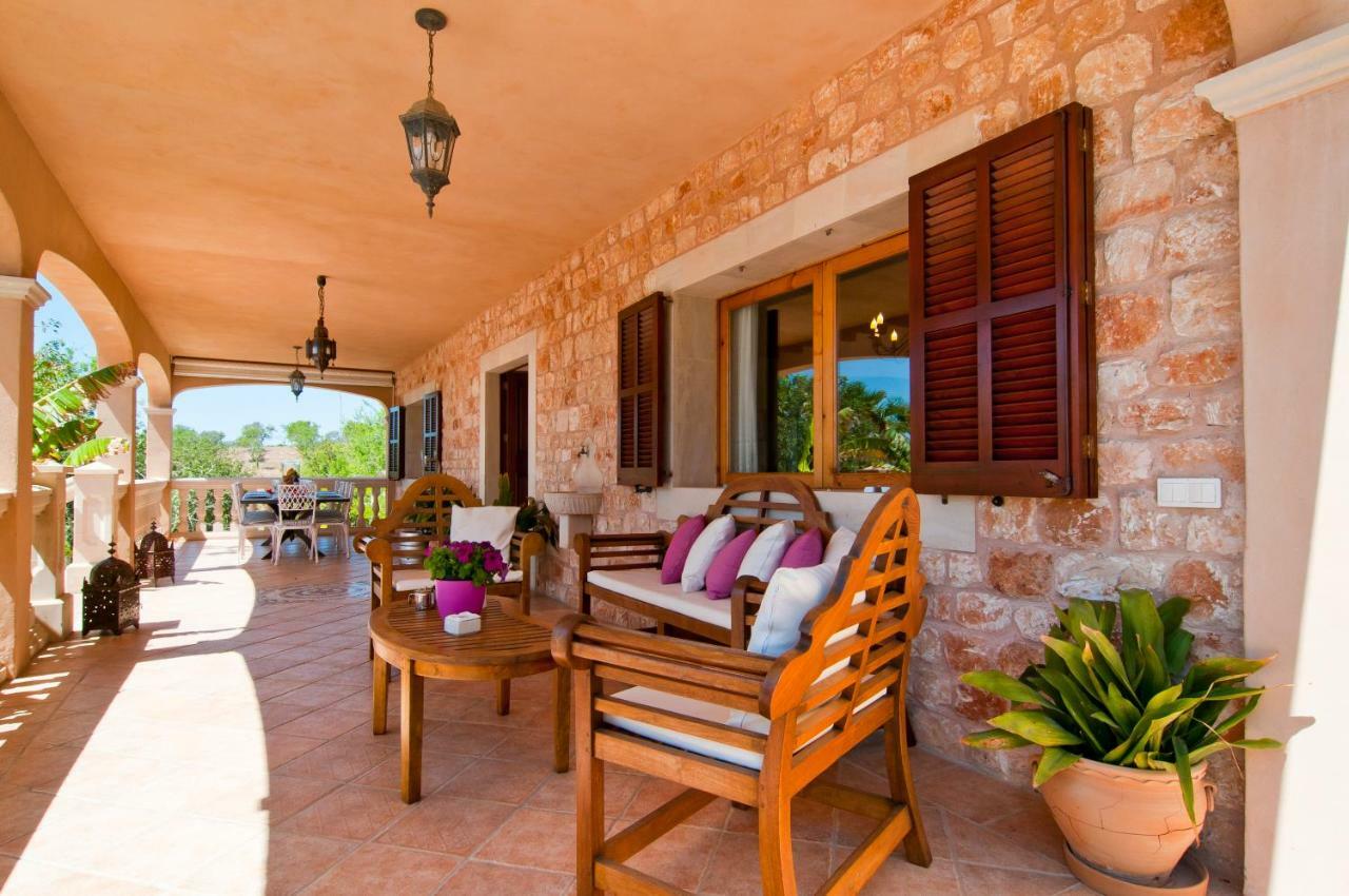 Roca Villa *