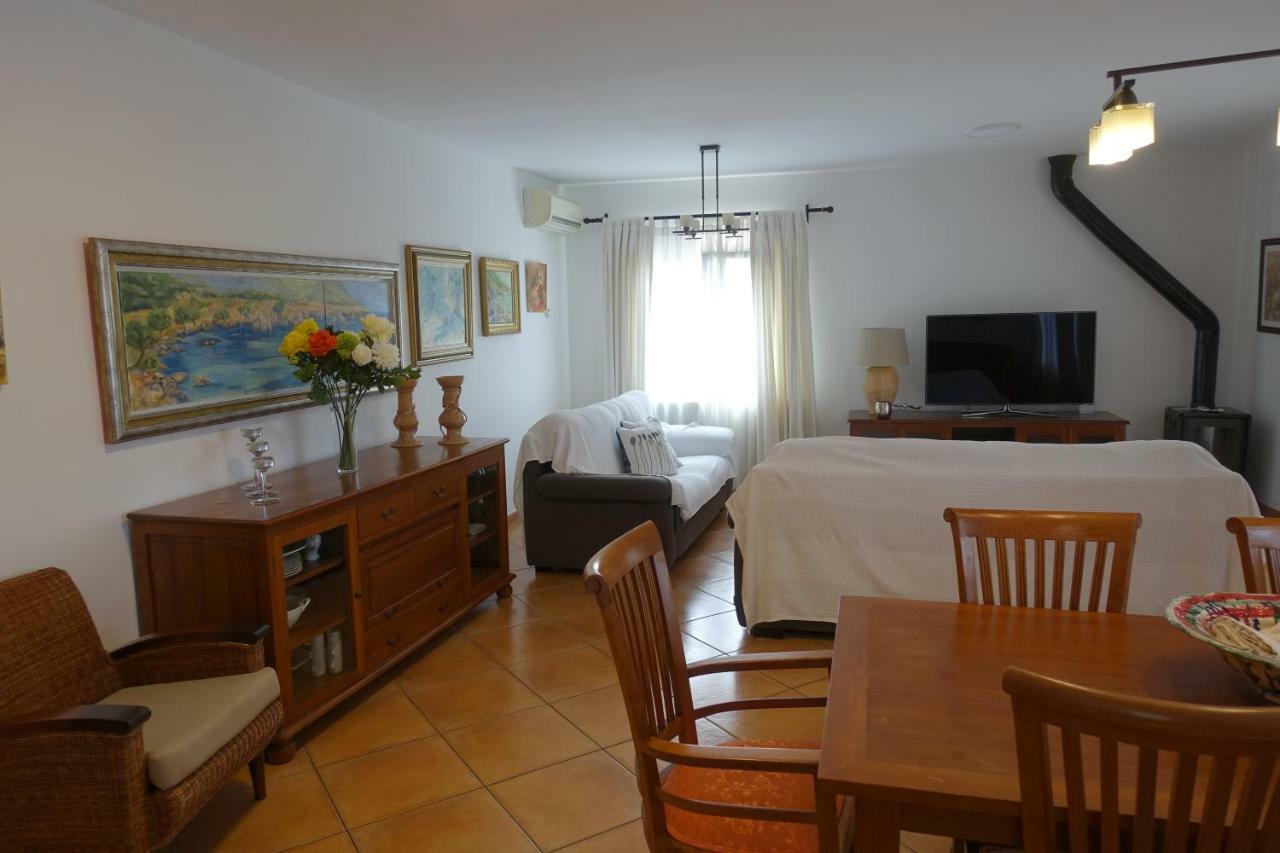 Cunill Villa *