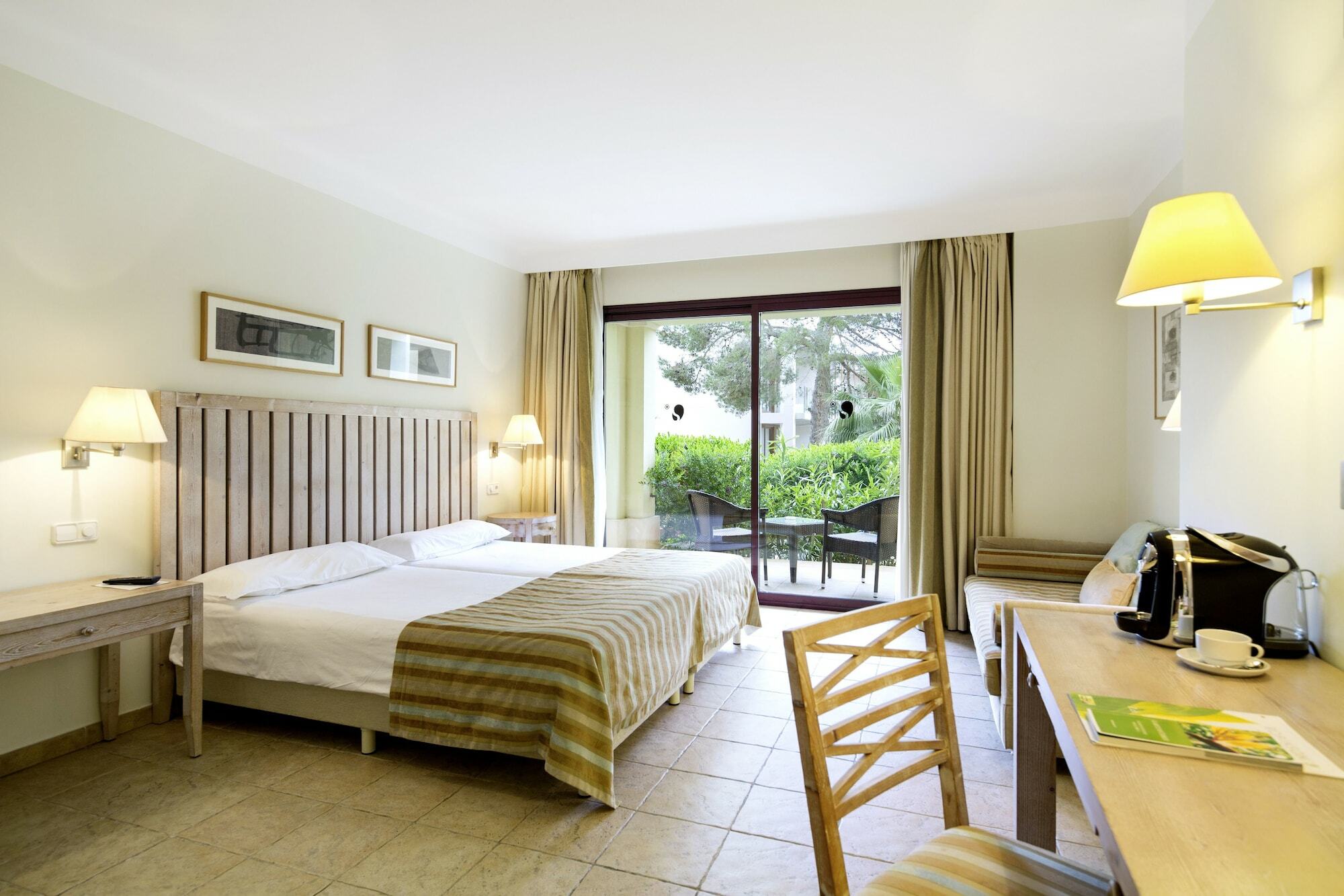 Robinson Club Cala Serena Hotel 4*