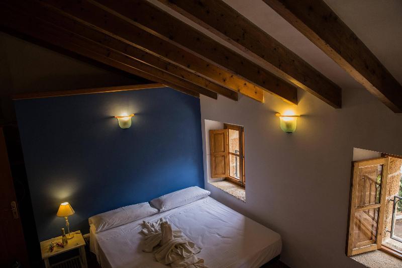 Petit Hostatgeria La Victoria 3*