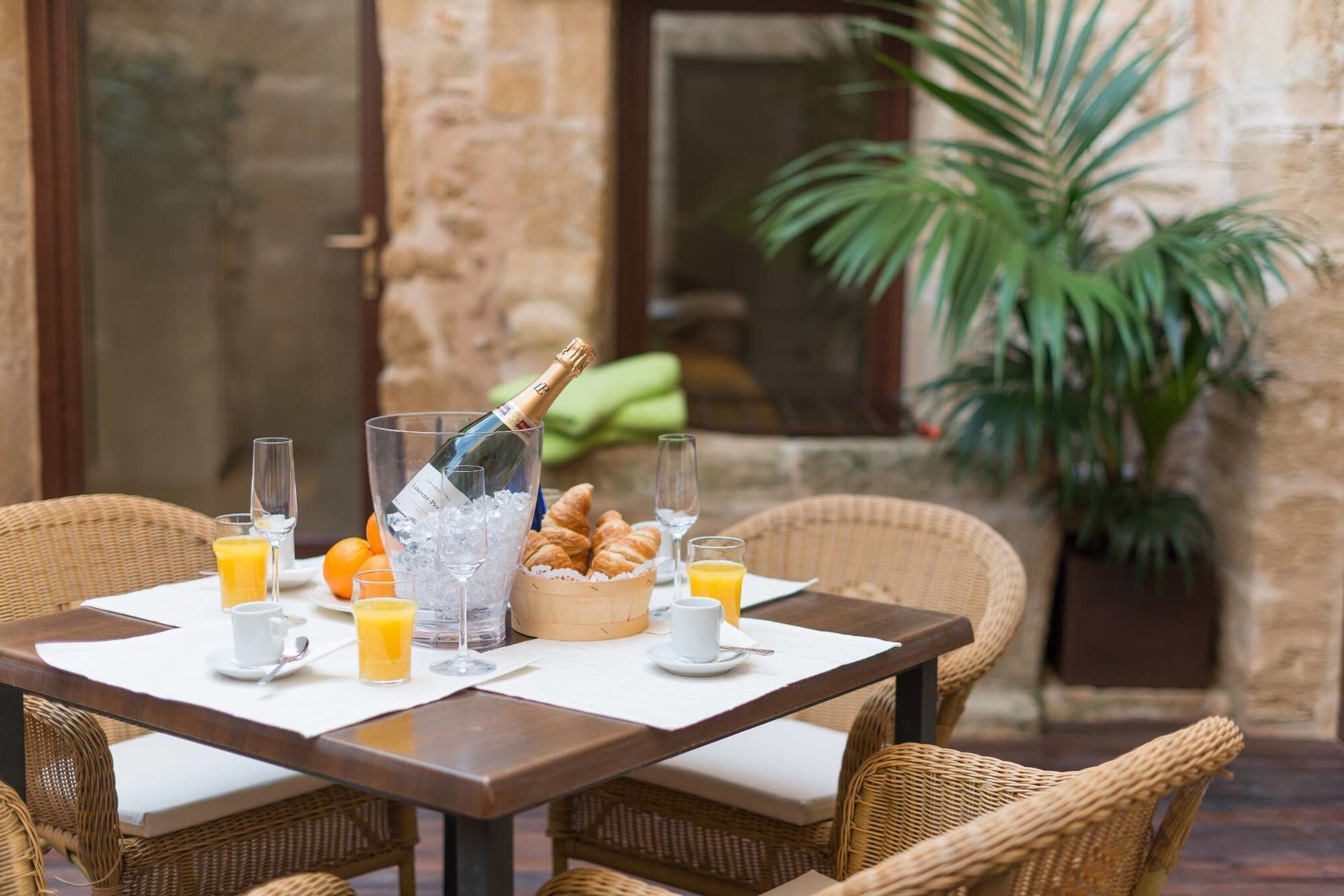 Sa Pedra Boutique House