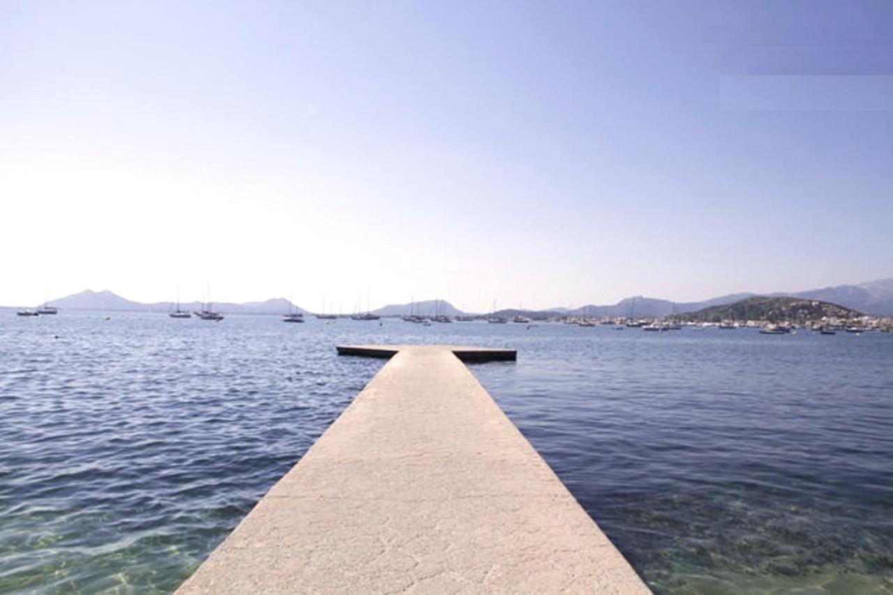 Far Blue Marina Front Apartamento