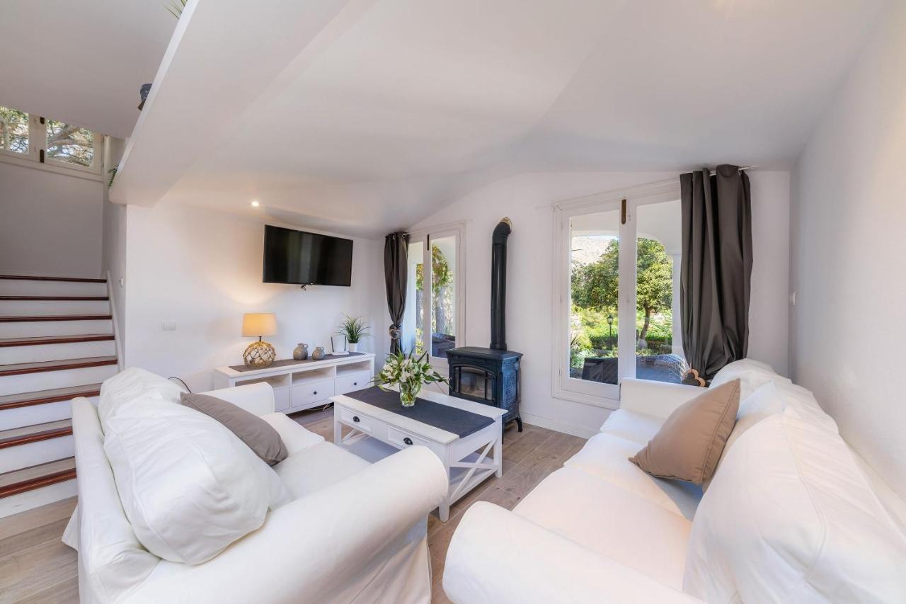 The Lovely Botana 1 * Cala San Vicente (Mallorca)