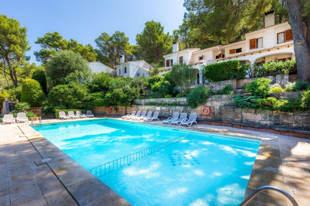 The Lovely Botana 1 * Cala San Vicente (Mallorca)