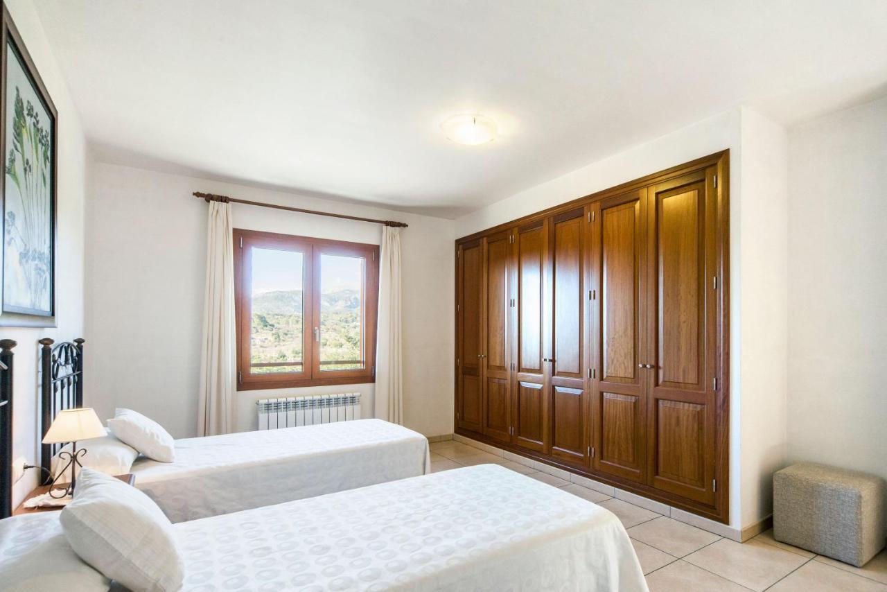 Sastre Villa *