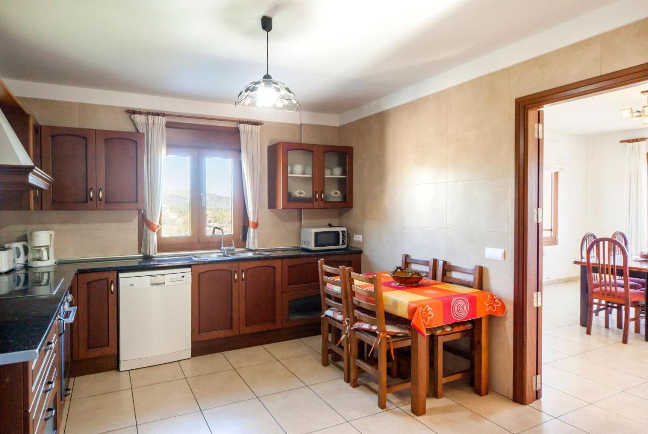 Sastre Villa *