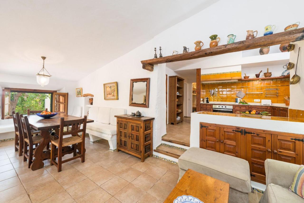 Tonet Villa *