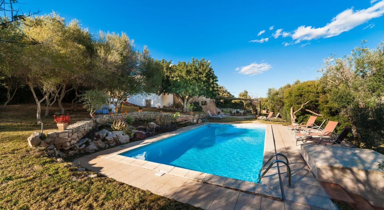 Villa With Pool Near The - Es Garrover *