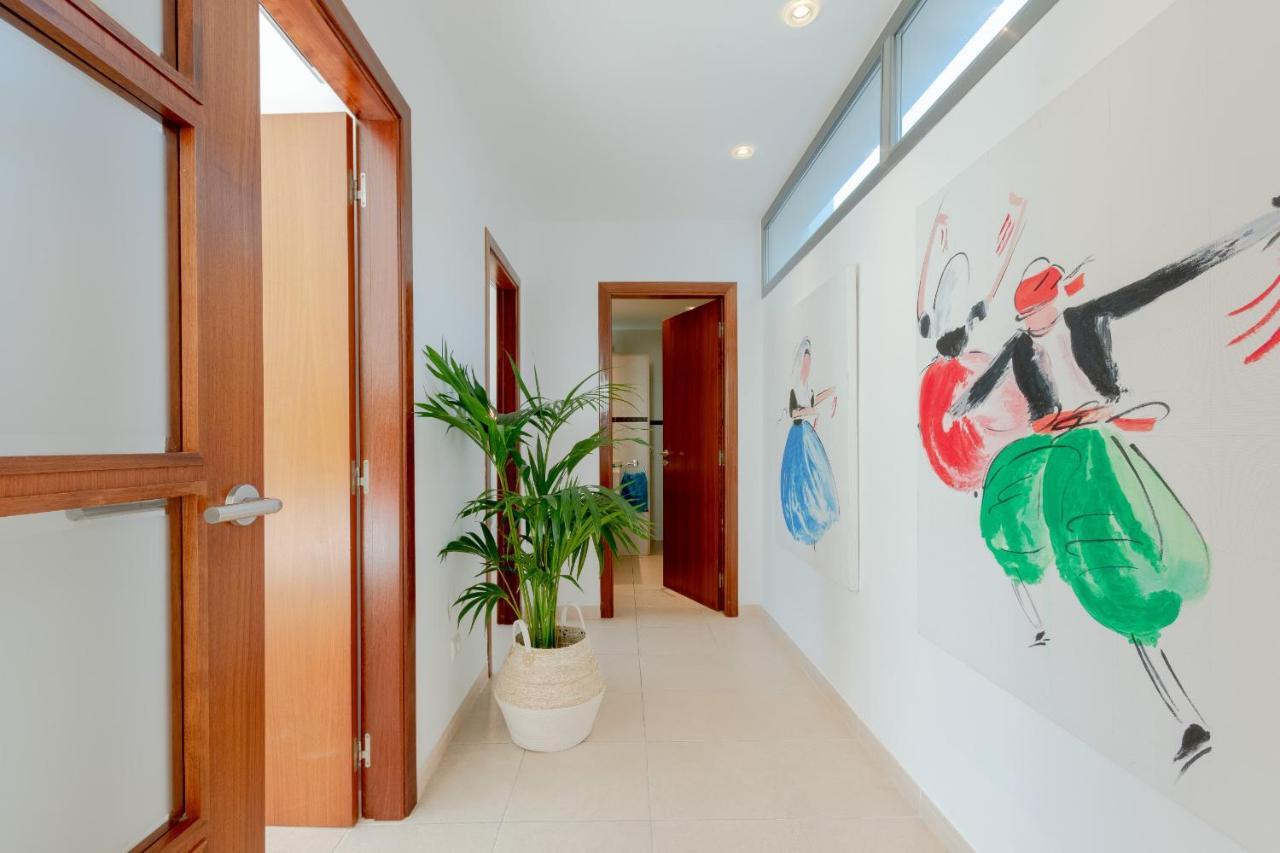 Lighthouse Villa Alcanada