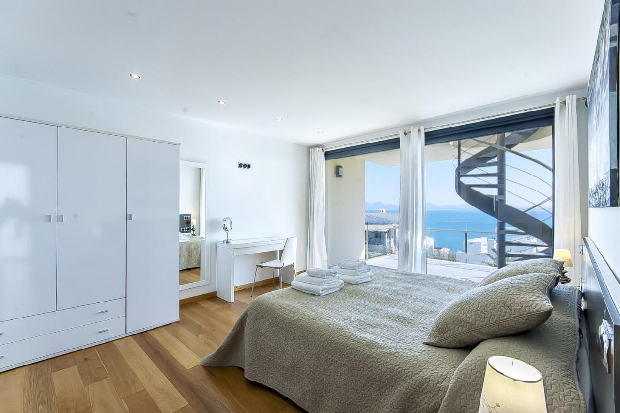 Aqua Villa *