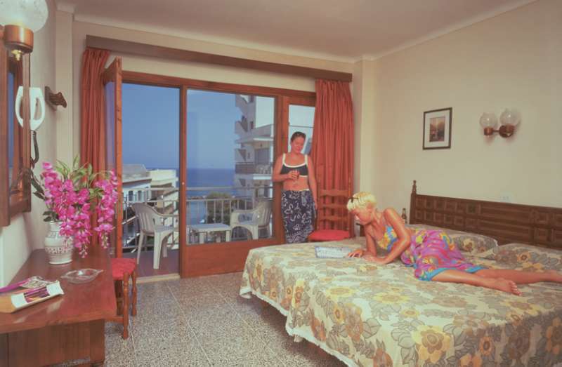 Sur Hotel 2*