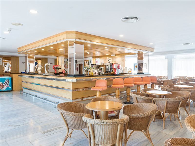 Apartahotel Alcúdia 3*
