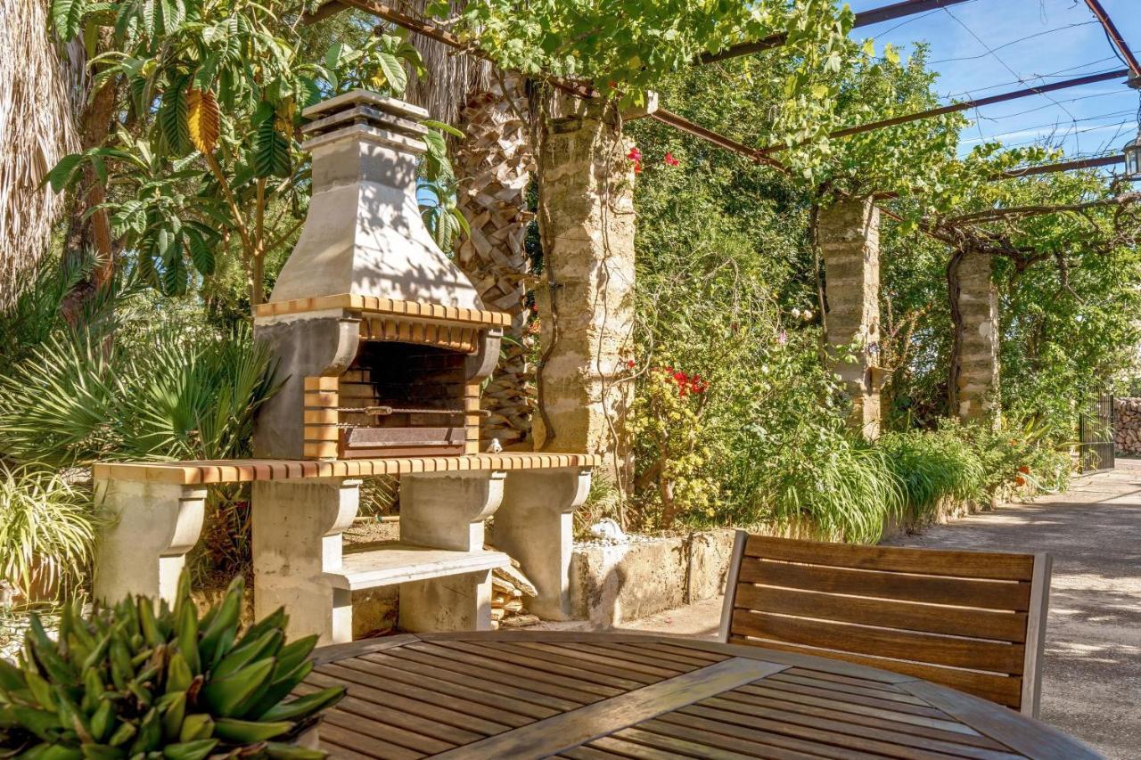 Marilen Villa