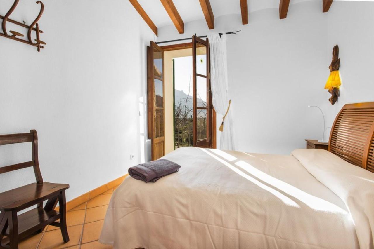 Es Tarongers Villa *