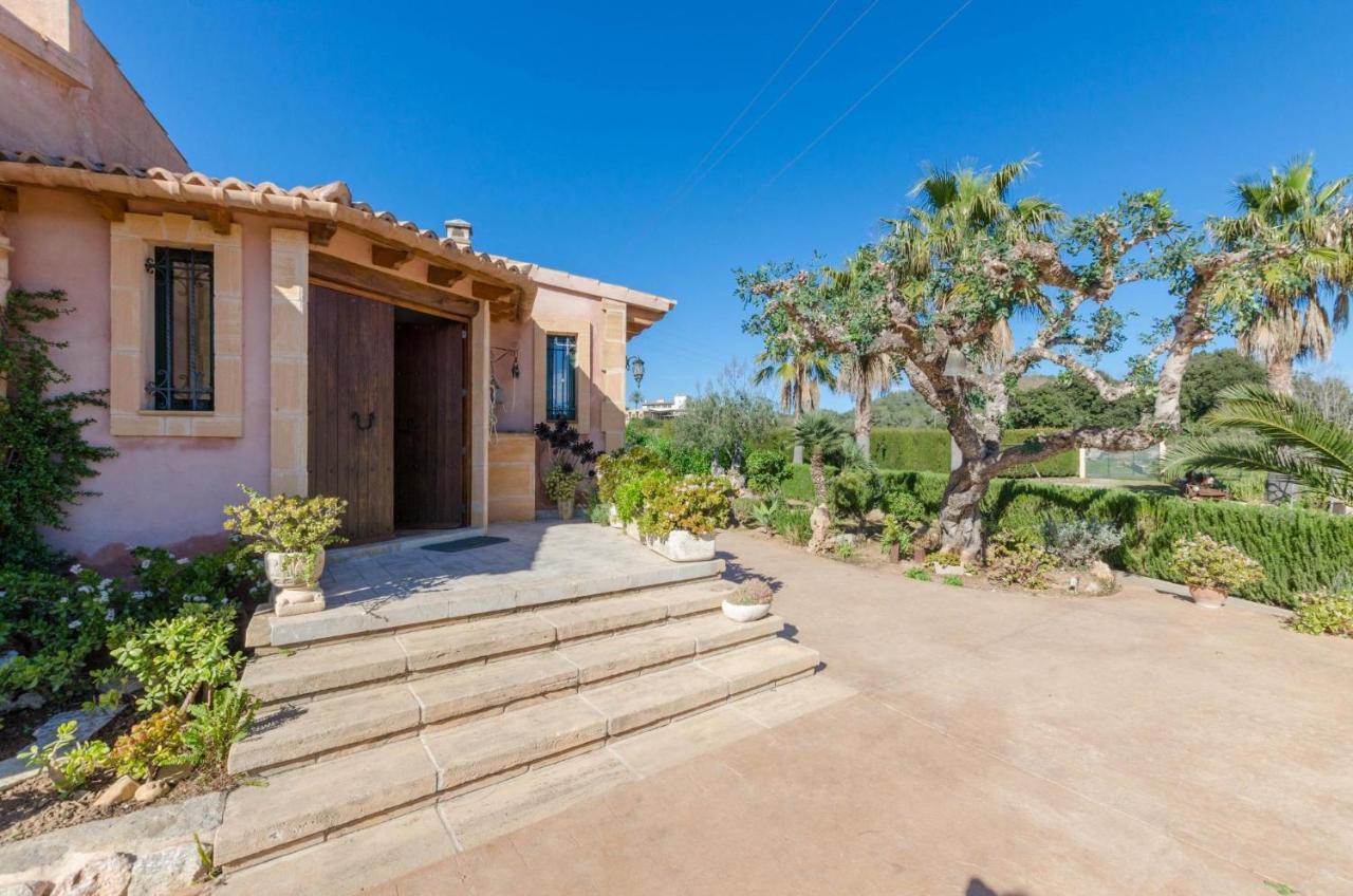 Villa Pula Viñas *