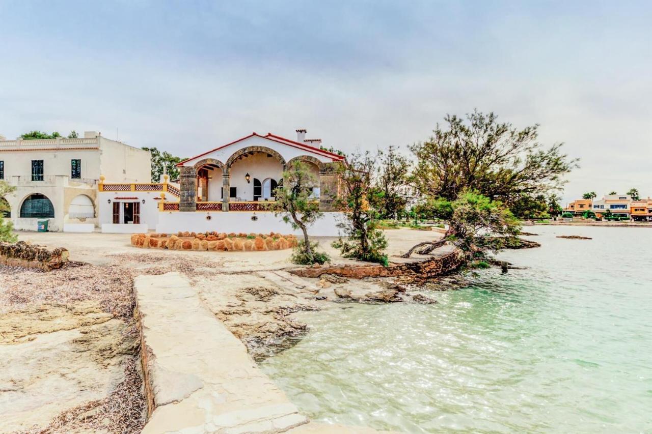 Beachfront Es Clot Villa