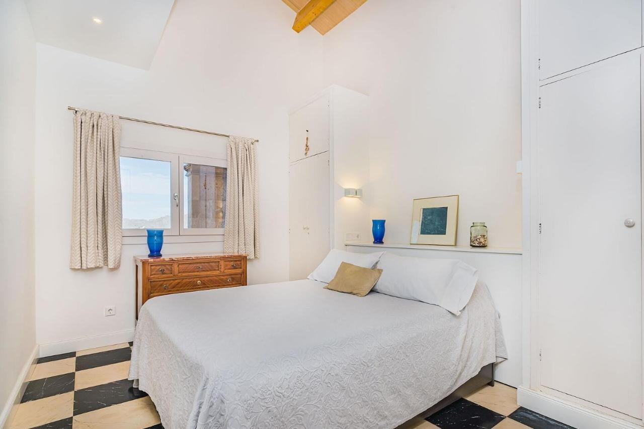 Villa Beachfront Es Clot *