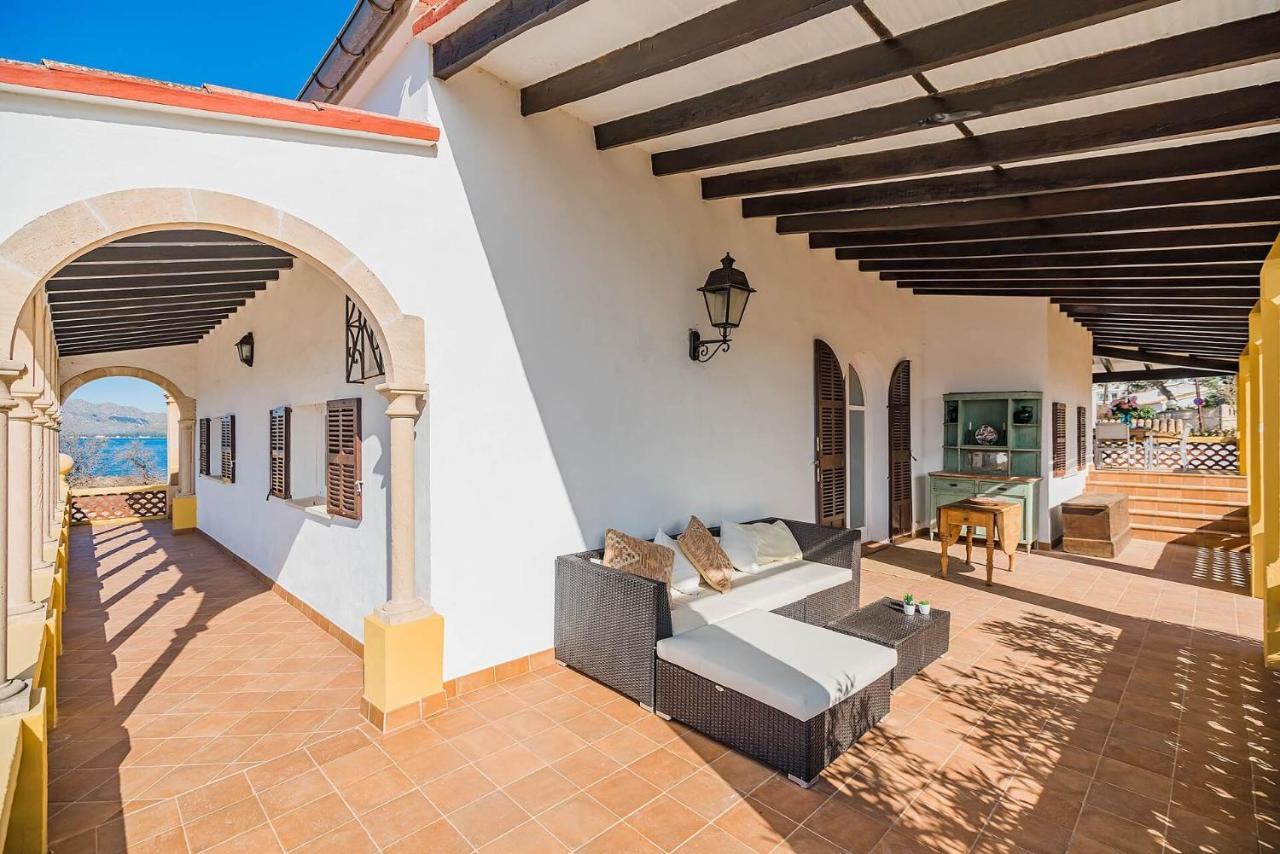 Beachfront Es Clot Villa Alcúdia