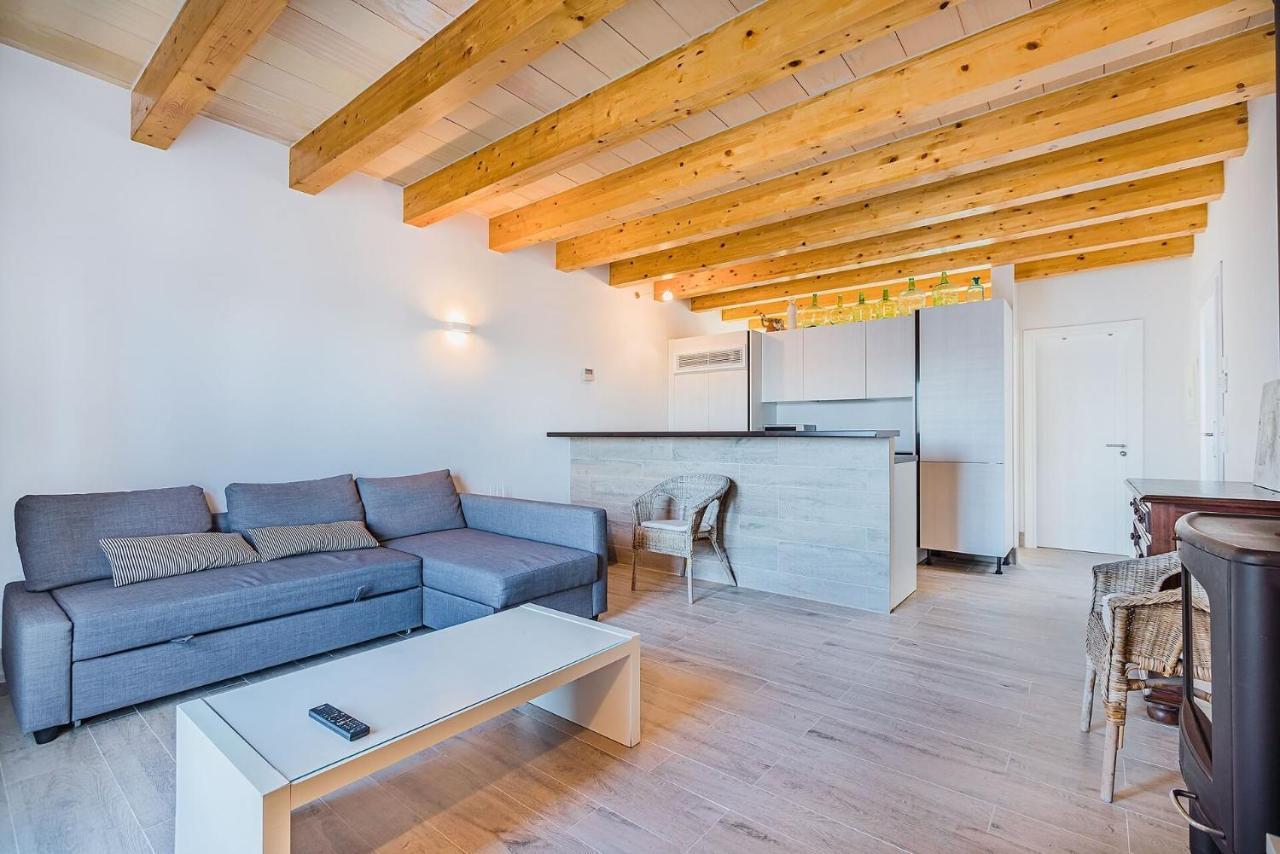 Beachfront Es Clot Villa