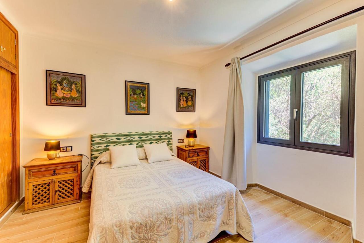 Villa Plana Den Rull *