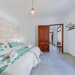 Holiday Home Can Cremat
