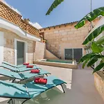Holiday Home Can Cremat