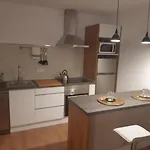 Moderno apartamento con vista a la montaña