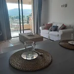 Moderno apartamento con vista a la montaña