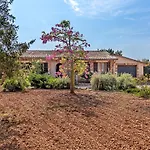 Country House With Amazing Pool In A Beautiful Rural Setting