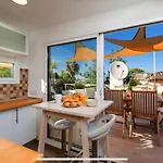 Beach Inn Apartment