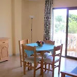 Apartamentos Triton