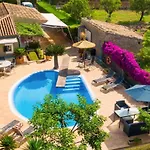 Finca Son Macia, amplia piscina, jardines en Selva, cerca de playas