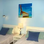 Strandwohnung Mit Meerblick Zentrale Lage, Wifi, Klima