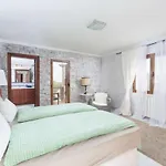 Villa Alejandra