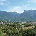 Nice Home In Sller With 4 Bedrooms And Wifi