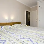 Apartamentos Ponent Mar