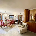 *****Villa de Món max. 8 Personen, Meerblick + Pool
