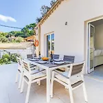 Villa Zaragoza by Villa Plus